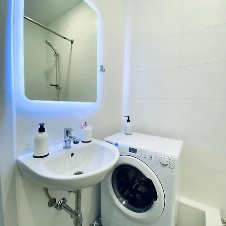 Apartment Myfreedom жк лебединий метро харківська